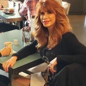 Meet your Posher, Janice